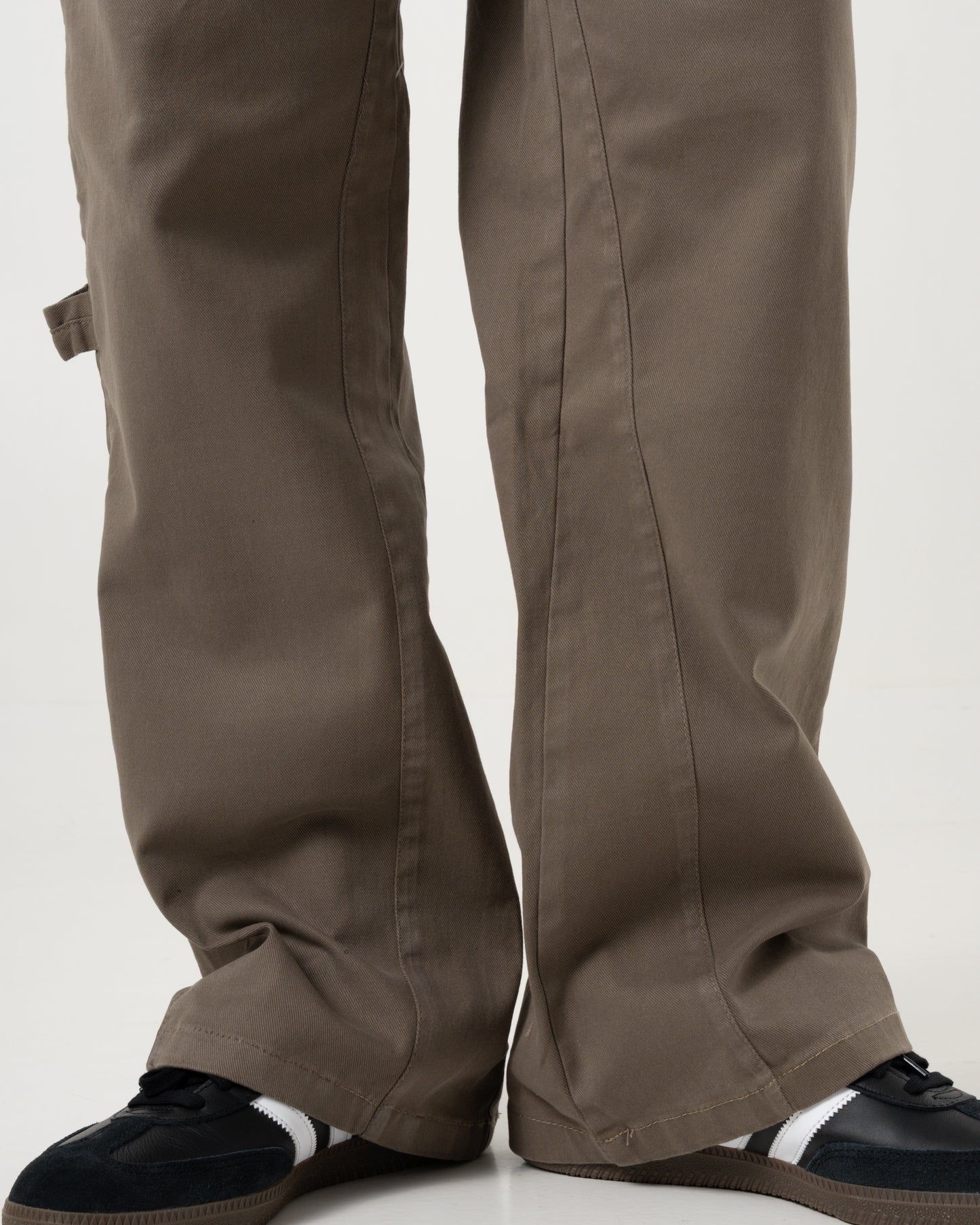 Flared Trouser (Dust)