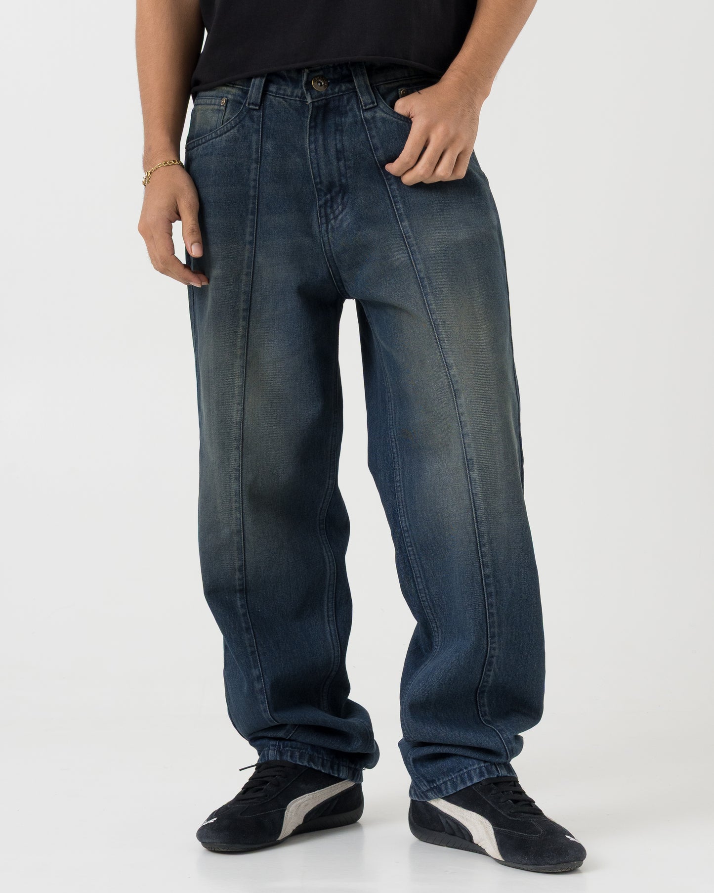 Dart Denim (Blue)