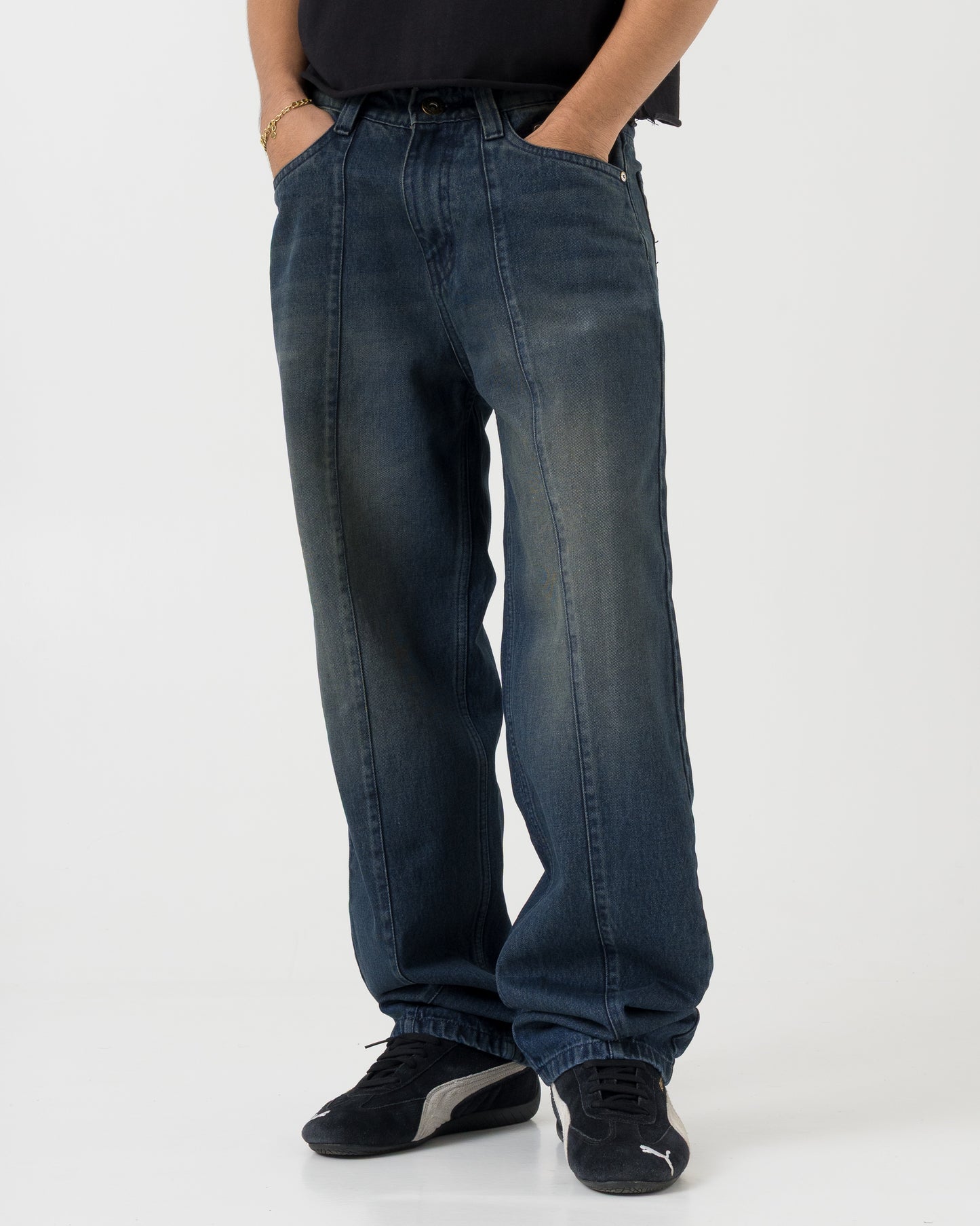 Dart Denim (Blue)