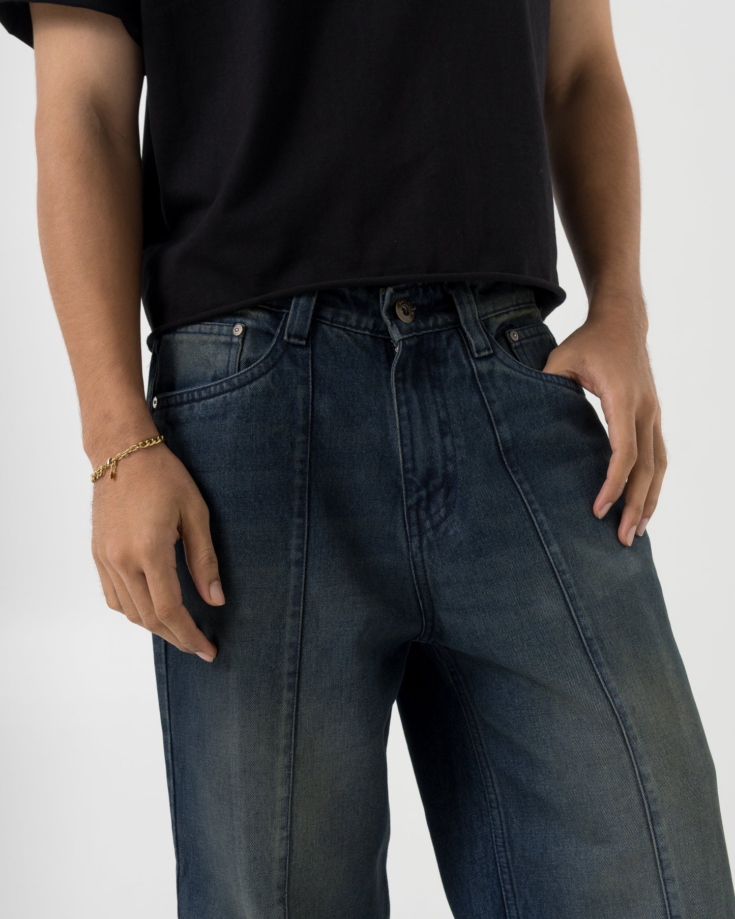 Dart Denim (Blue)