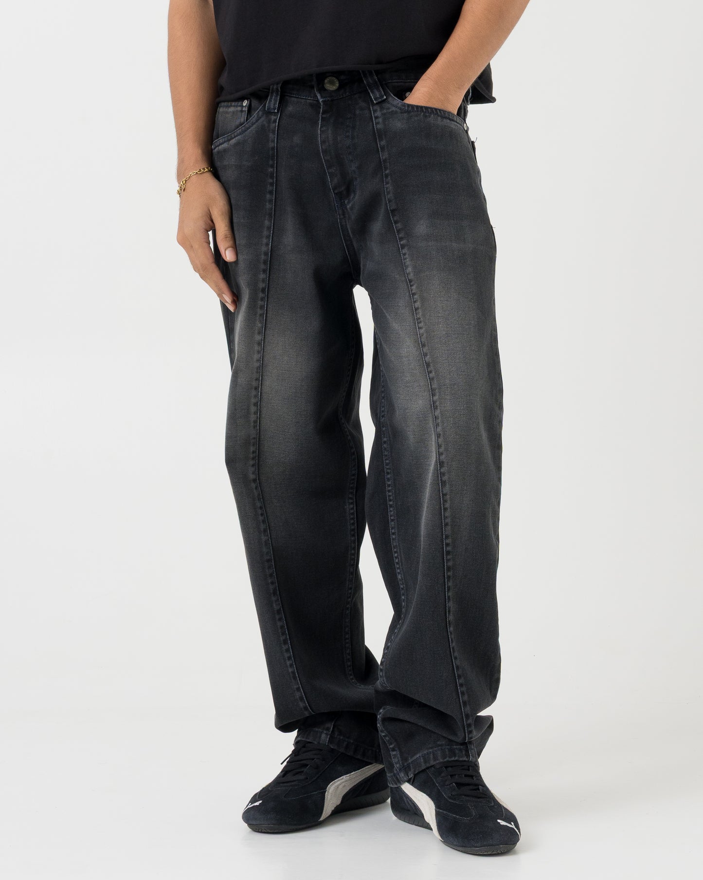 Dart Denim (Black)