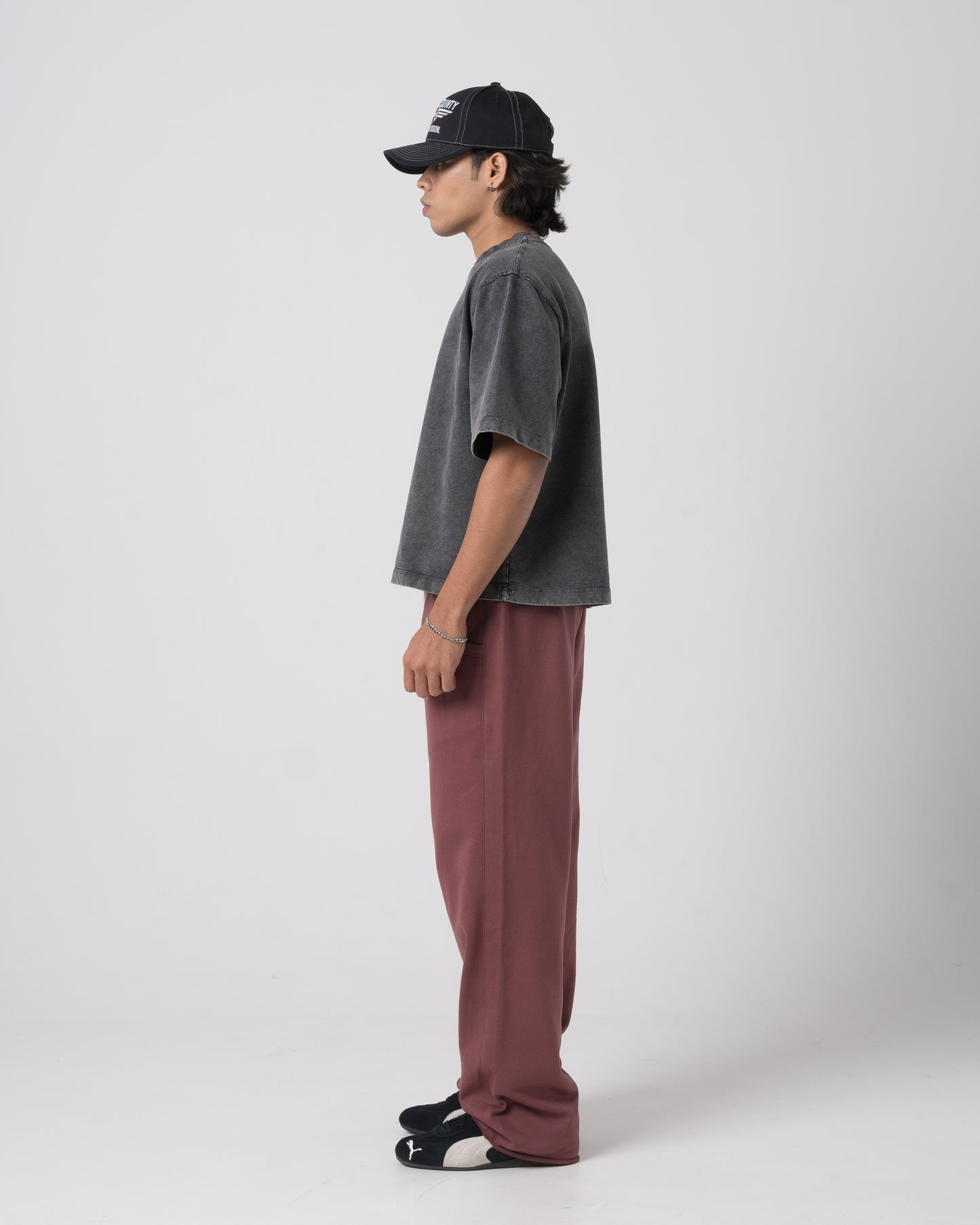 Raw Hem Loose Sweatpants (Dull Maroon)