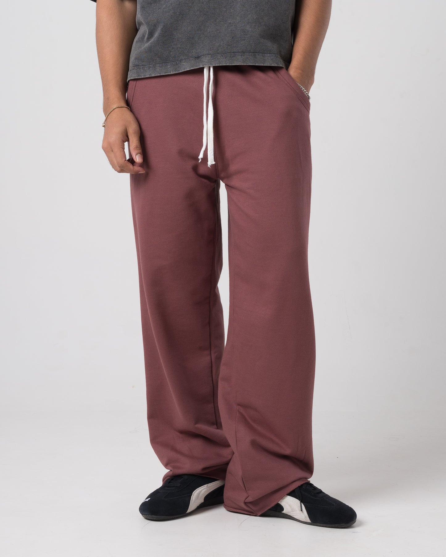 Raw Hem Loose Sweatpants (Dull Maroon)