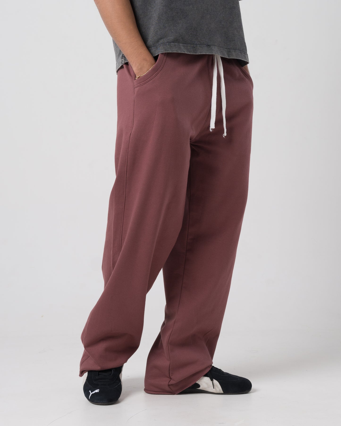 Raw Hem Loose Sweatpants (Dull Maroon)