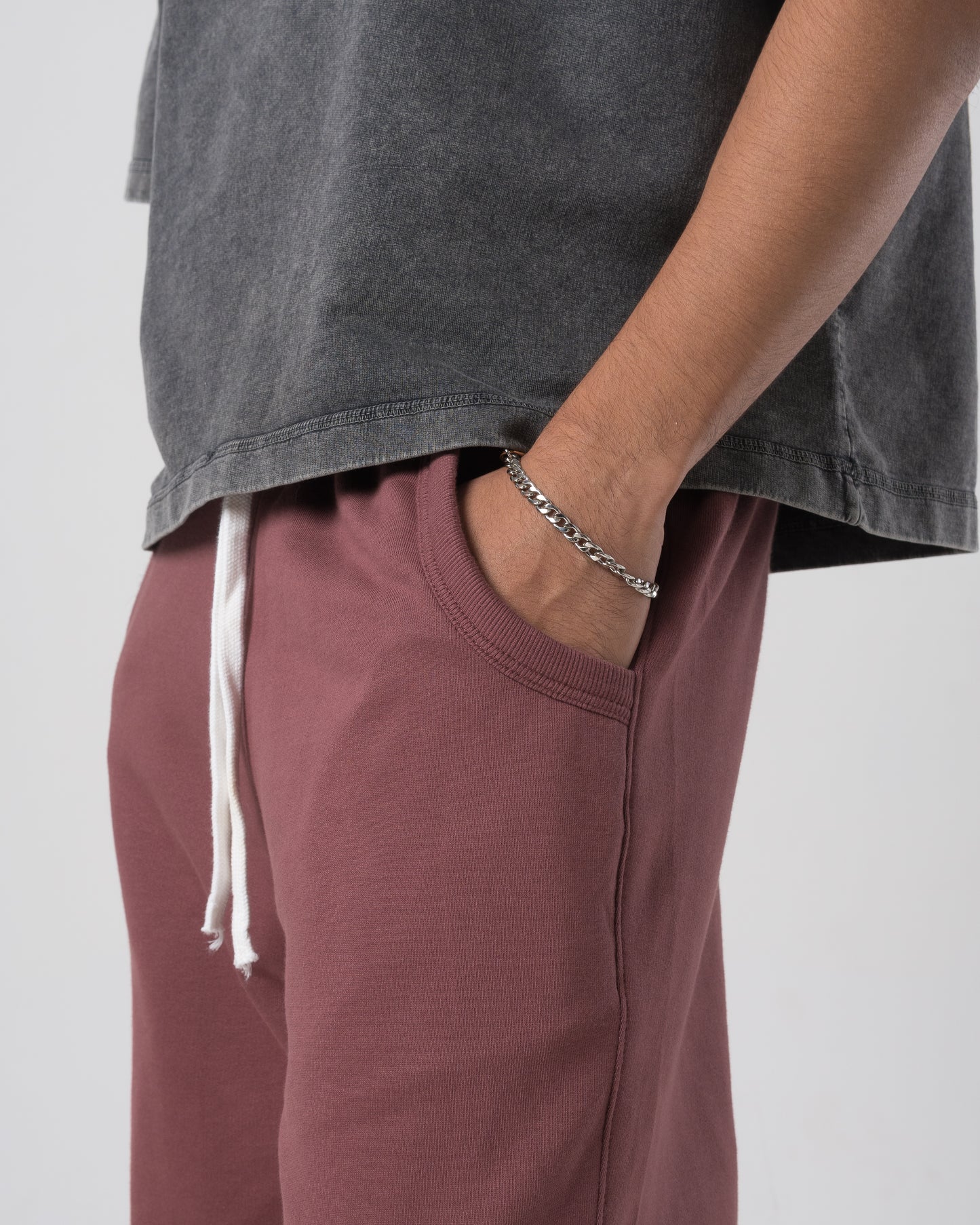 Raw Hem Loose Sweatpants (Dull Maroon)