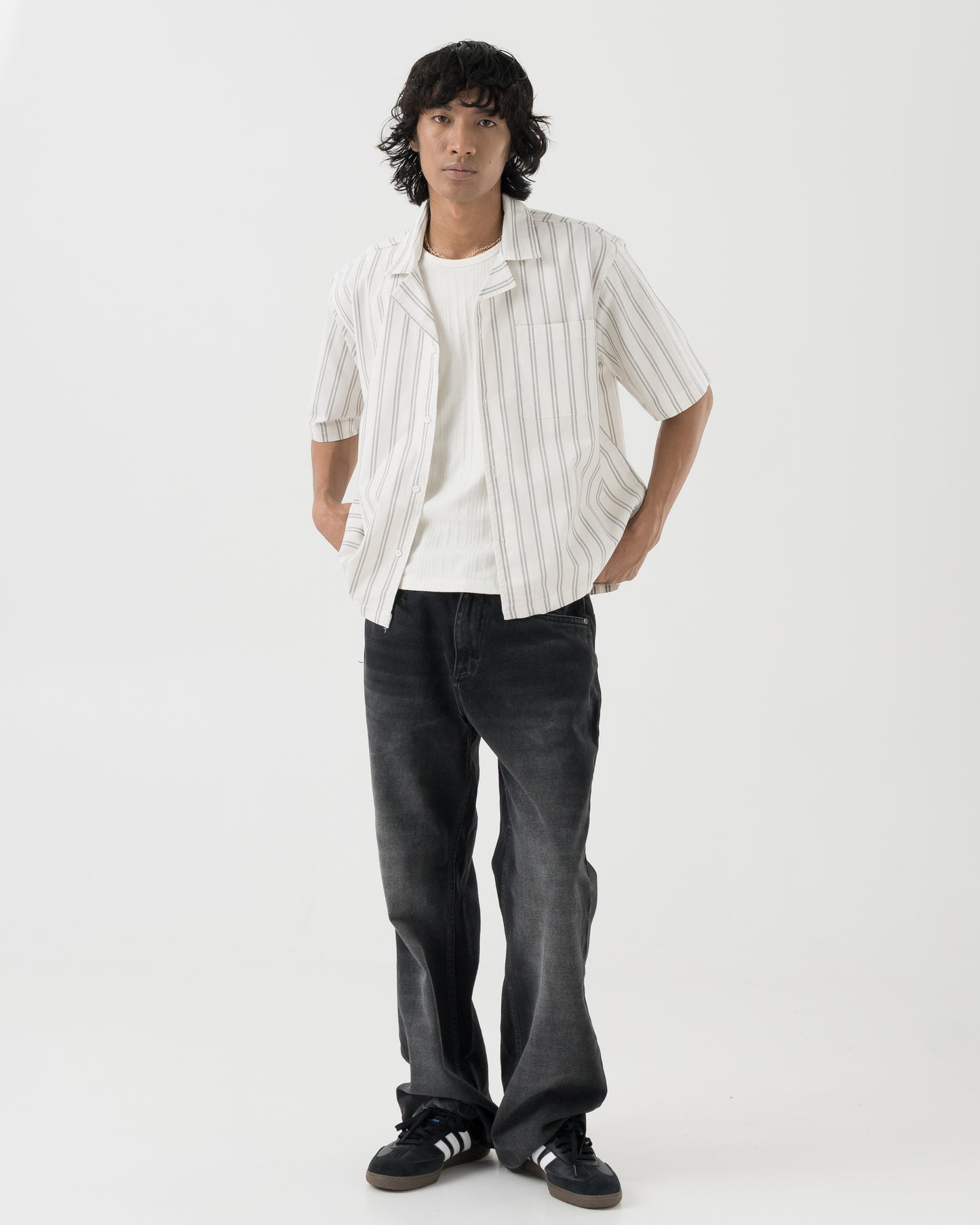 Straight Fit Jeans (Ice Black)