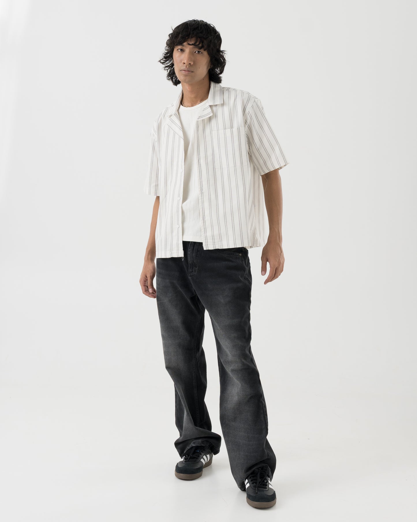Straight Fit Jeans (Ice Black)