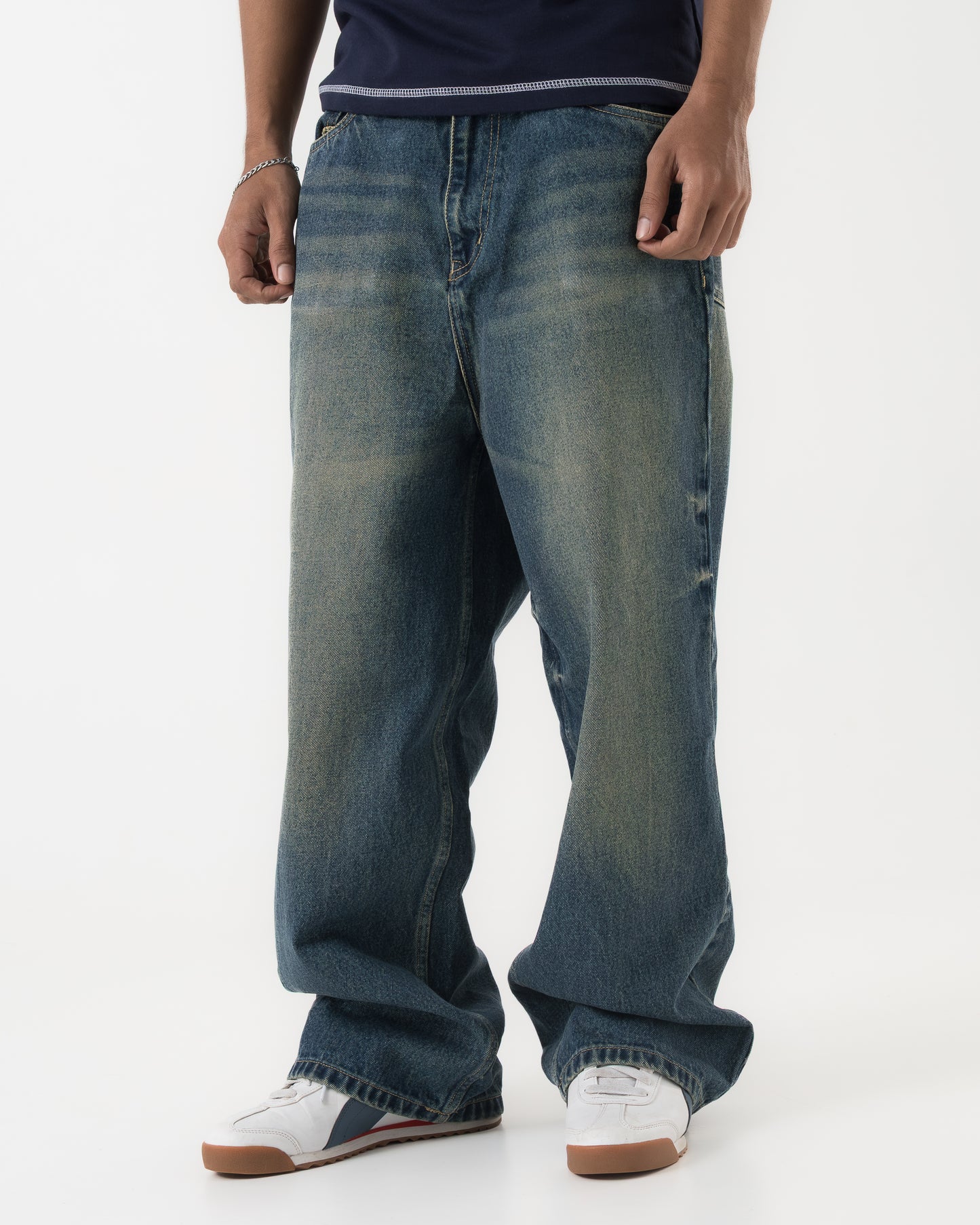 Baggy Fit Denim (Sun-faded Blue)