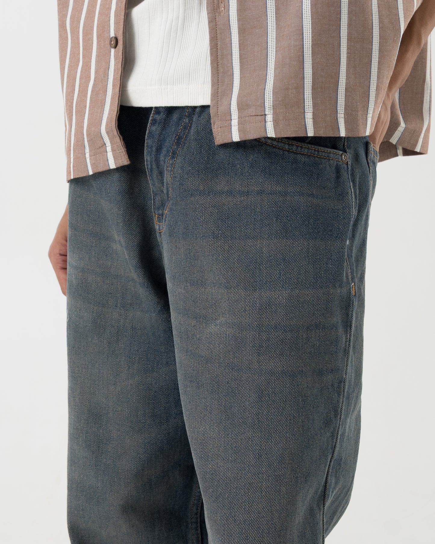 Straight Fit Jeans (Grain Blue)